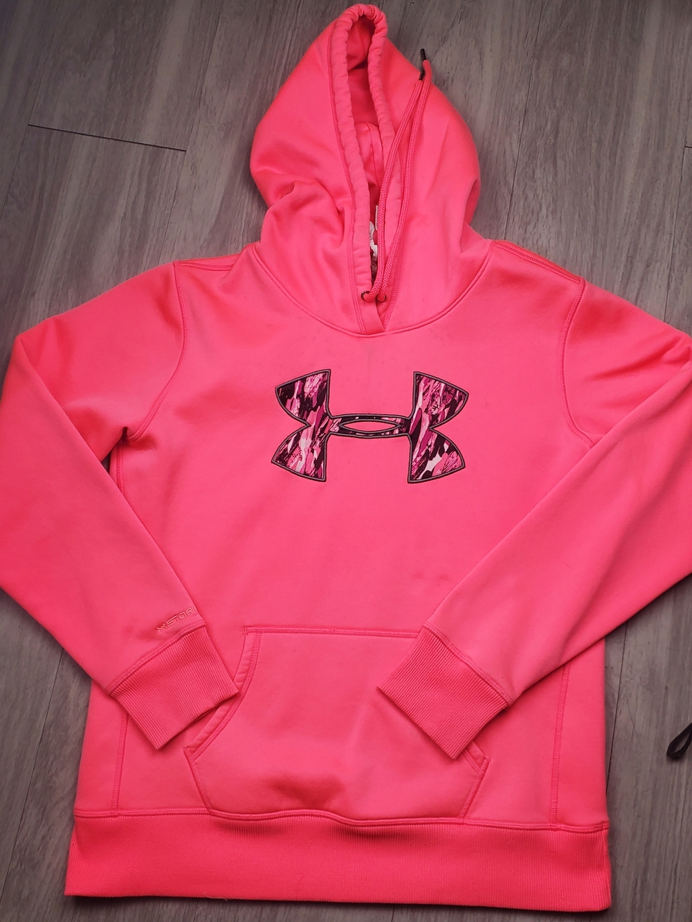 Under Armour Hot Pink Pullover Hoodie with Camo Logo Read